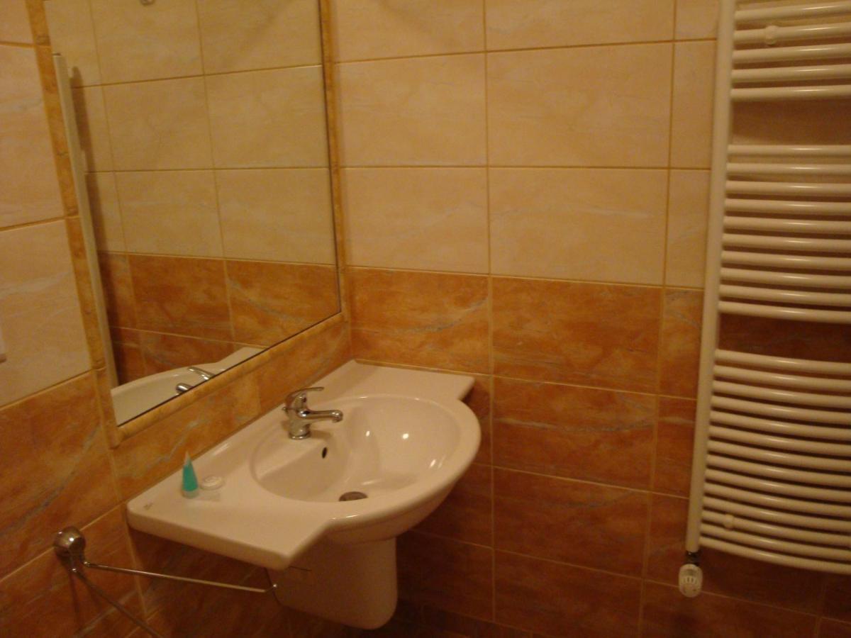 Hotel Lazne Evzenie à Klášterec nad Ohří Chambre photo